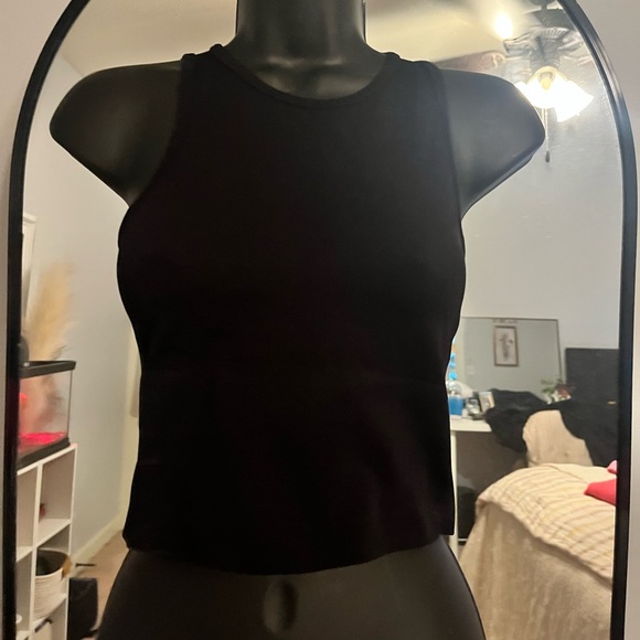 Fabletics Tank/Bra - Picture 2 of 2